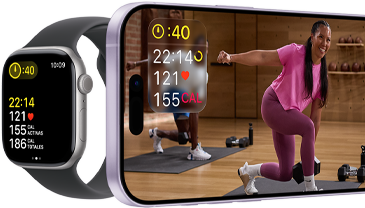 Un Apple Watch junto a un iPhone con una clase de Apple Fitness+ en la pantalla